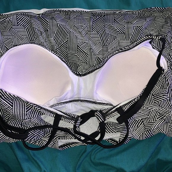 Isabel Maternity Geometric Tankini Swim Top Criss Cross Back - Picture 7 of 11